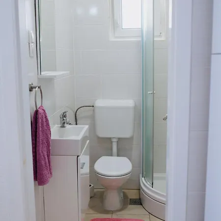 شقة Coric تروغير