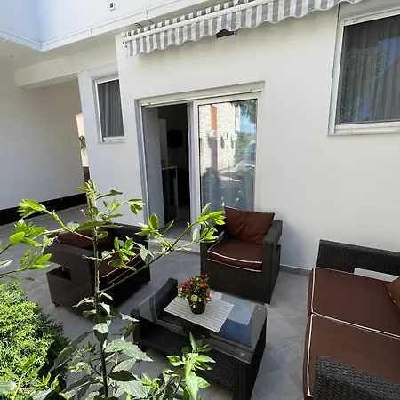 Coric Apartment *
